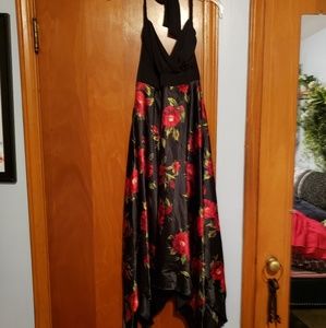 Torrid halter maxi handkerchief dress w/ red roses